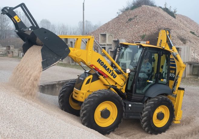 noticias-maquinaria-retroexcavadora-komatsu